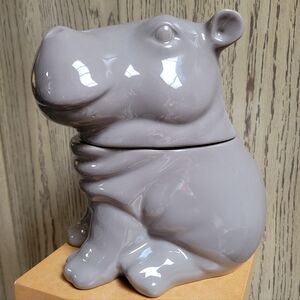 THRESHOLD TARGET HIPPO COOKIE JAR Canister Stoneware Treats Snack Novelty Whimsy